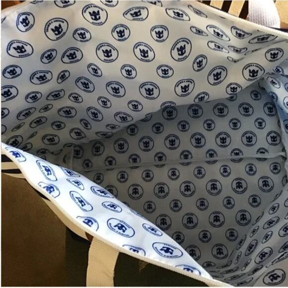 Royal Carribean NEW Tote & small pouch logo blue white striped handle BEACH - Picture 6 of 7